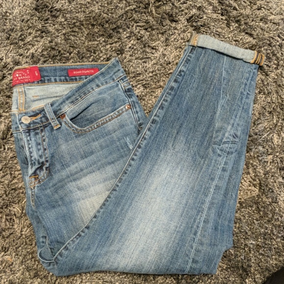 PRICE DROP Lucky Brand Jeans - Picture 2 of 6